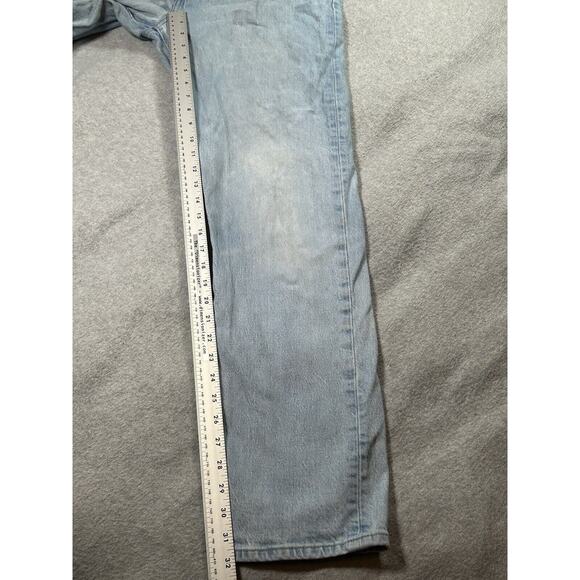 Levis 501 Jeans Women W33 L32 Button Fly Light Blue Denim Slight Taper - Picture 6 of 16